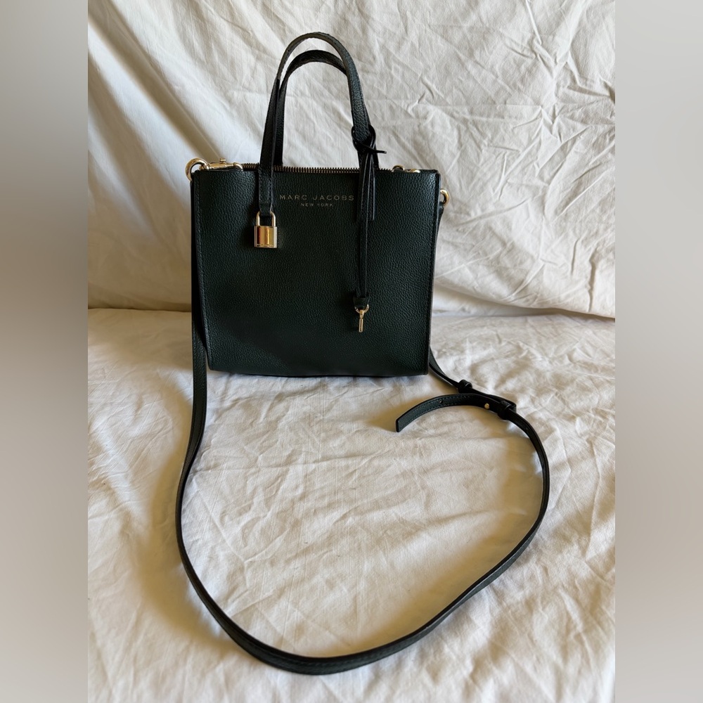 Marc Jacobs Mini Grind Black Leather Crossbody Bag Purse